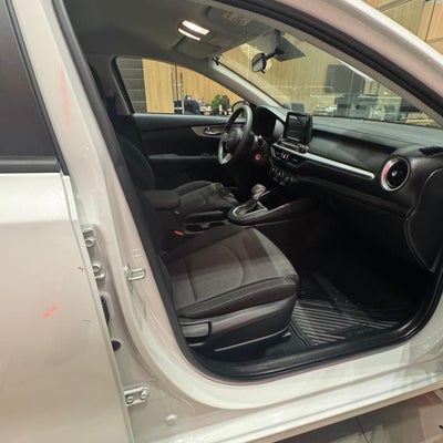 2024 Kia Forte 2.0 L Sedan At