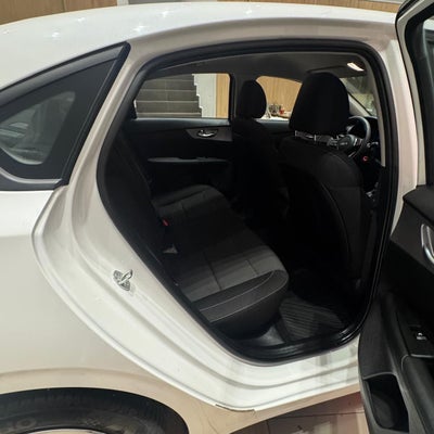 2024 Kia Forte 2.0 L Sedan At