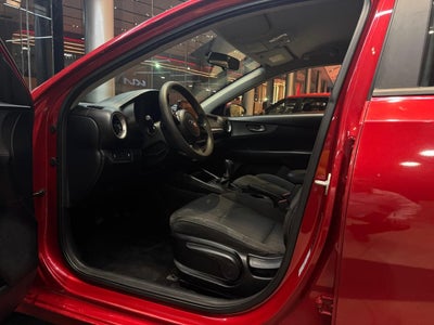 2020 Kia Forte 2.0 L 4 p Mt