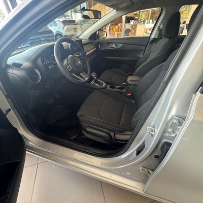2021 Kia Forte 2.0 LX 4 p At