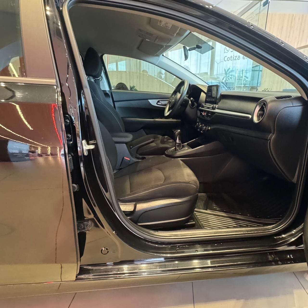 2022 Kia Forte 2.0 LX Mt