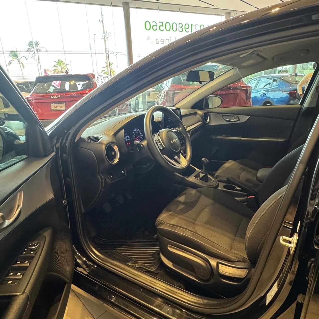 2022 Kia Forte 2.0 LX Mt