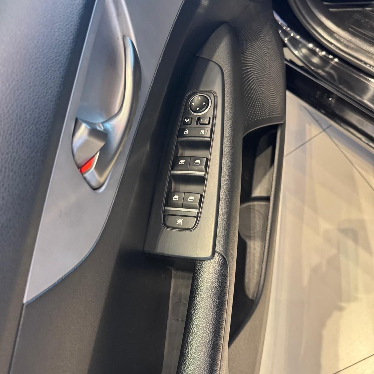 2022 Kia Forte 2.0 LX Mt