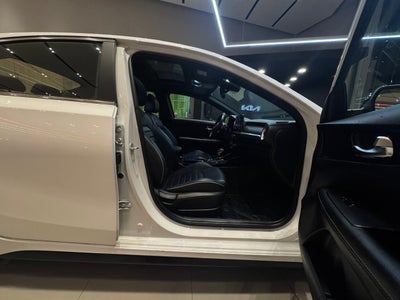 2023 Kia Forte 2.0 GT Line Sedan At