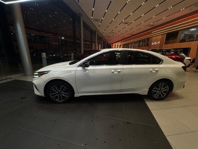 2023 Kia Forte 2.0 GT Line Sedan At