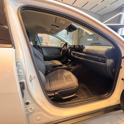 2025 Kia K4 2.0 Ex IVT At